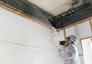 飛散抑制剤散布